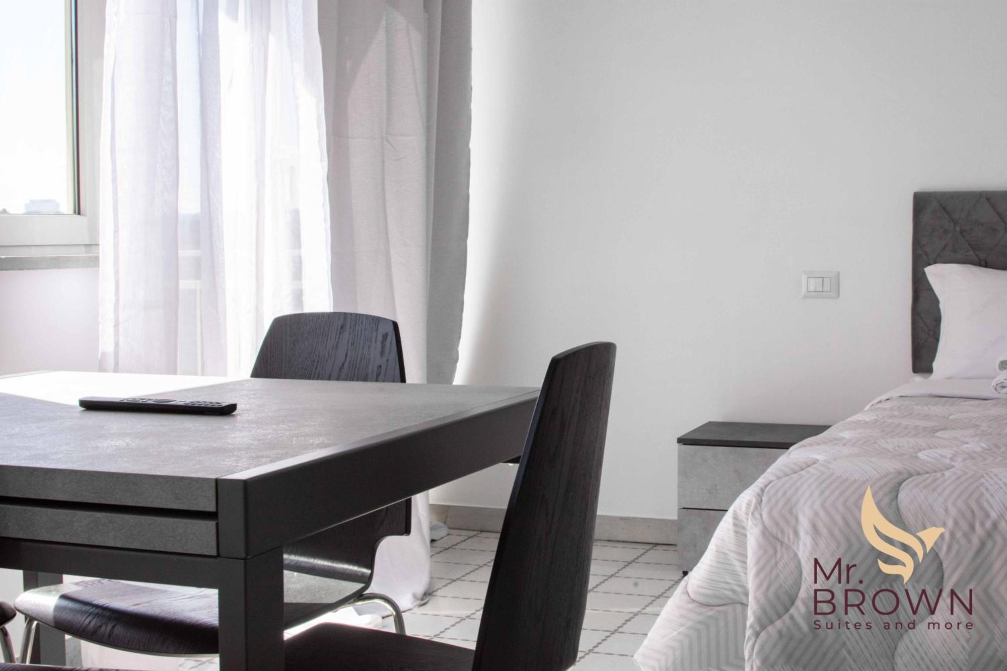 רומא Mr Brown Home And Suites מראה חיצוני תמונה